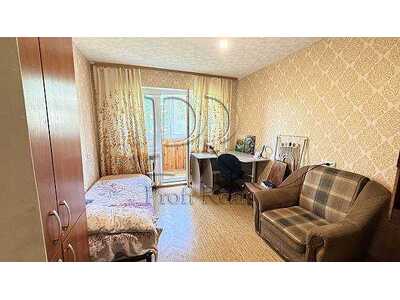 Продам 1-к квартиру Київ, Святошинський, вул. Петра Курінного, 3. 